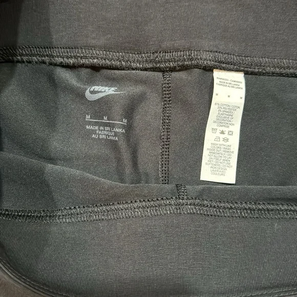 Nike leopard print leggings - Picture 3 of 3